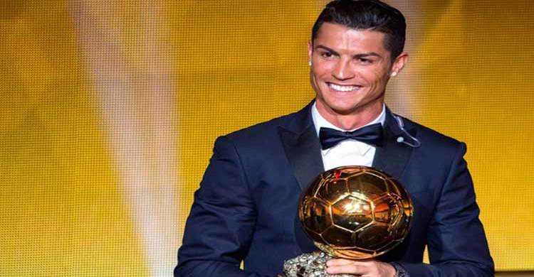 আবারও ব্যালন ডি’অর জিতলেন রোনালদো