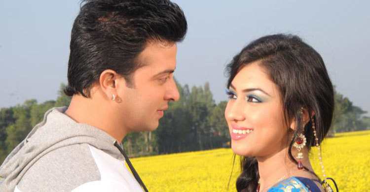 শাকিব-অপুর ‘চুপ একদম চুপ’