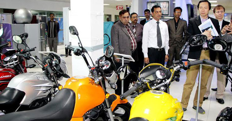 ওয়ালটনের উৎপাদন প্রক্রিয়ায় সন্তুষ্ট এডিবি`র প্রতিনিধি দল