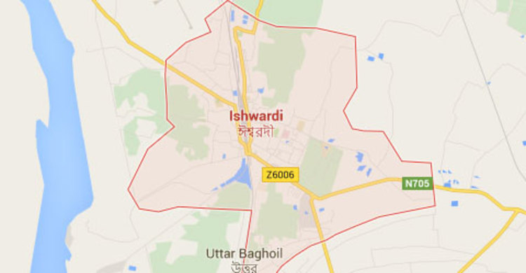 ঈশ্বরদীতে দায়ের কোপে বড় ভাই আহত