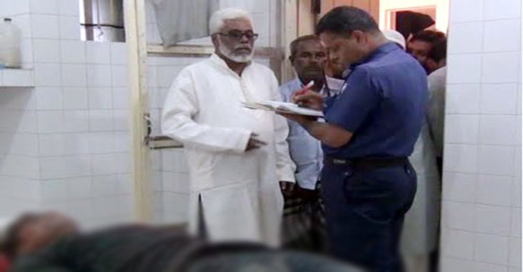 যুবককে জবাই করে হত্যা : ছেলের হাতে বাবা খুন