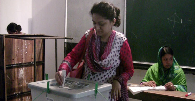 মাগুরায় উপ-নির্বাচনে ভোটগ্রহণ চলছে