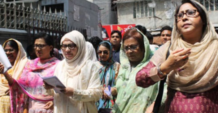 ধানমন্ডিতে প্রচারণায় আফরোজা আব্বাস