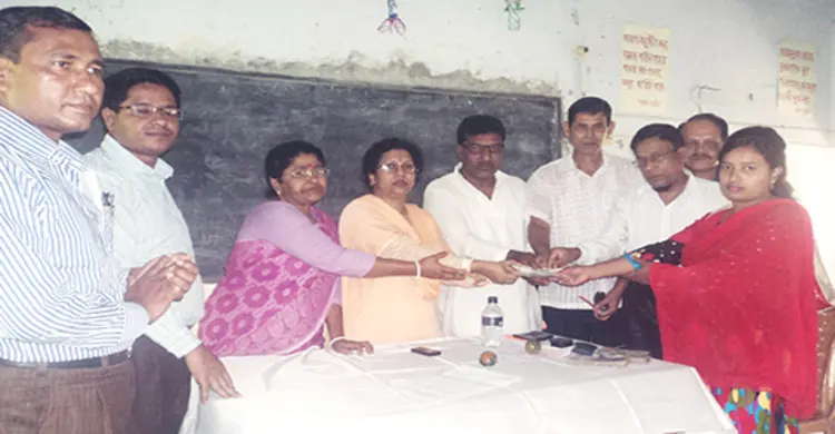 স্নাতক পর্যায়ে উপবৃত্তি পেলেন ১৩৫ শিক্ষার্থী