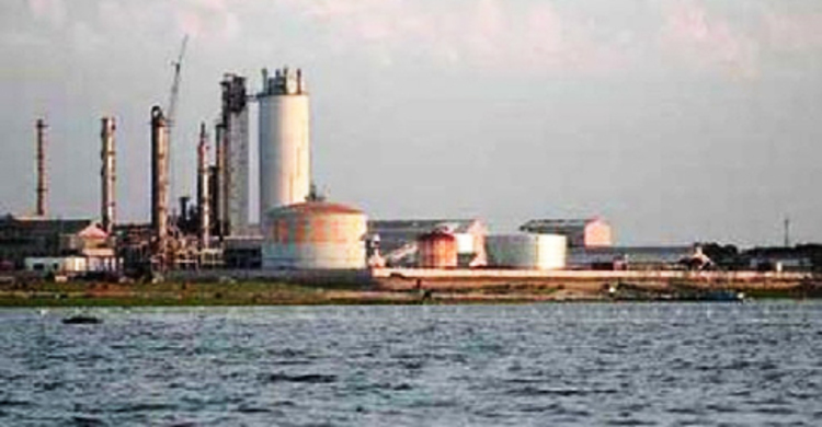 দেড় মাসে ৭ বার বন্ধ আশুগঞ্জ সার কারখানার উৎপাদন