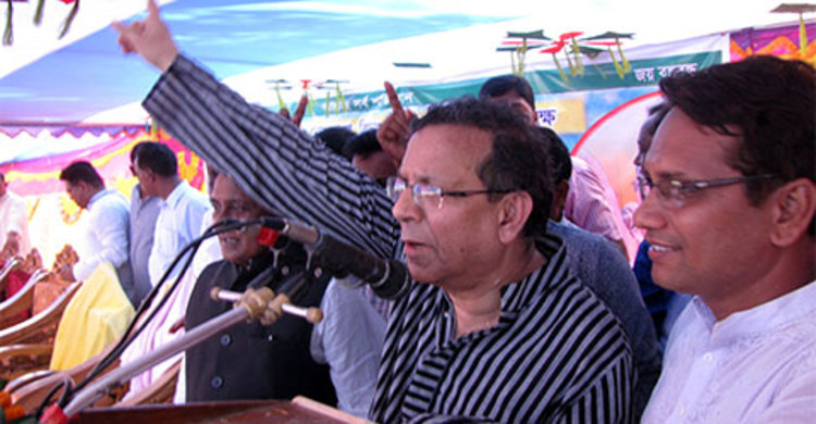 দেশের প্রতিটি ঘরে বিদ্যুৎ পৌঁছে দেয়া হবে : আইনমন্ত্রী 