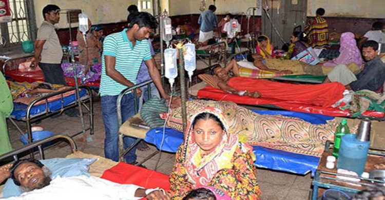 ৪ দিনে হাসপাতালে ভর্তি অর্ধ শতাধিক