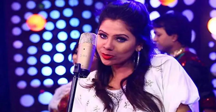 বৈশাখে আসছে বেলীর প্রথম একক 