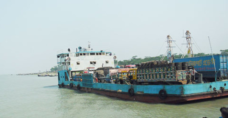 ভোলায় ফেরি থেকে পড়ে নিখোঁজ ১