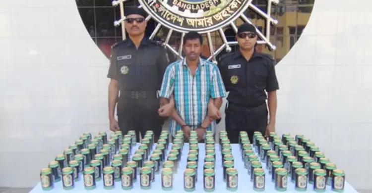 শ্যামলীতে বিয়ারসহ আটক ১