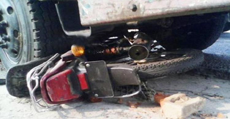 টাঙ্গাইলে বাস চাপায় ছাত্রদল নেতাসহ নিহত ২