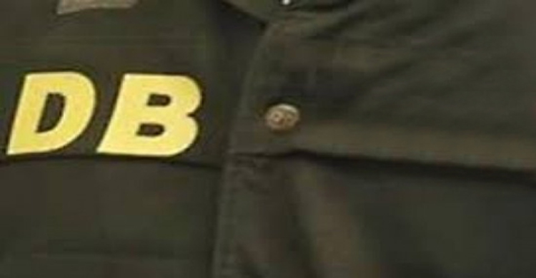 কুমিল্লায় ডিবি পুলিশের ৪ সদস্যসহ ৭ জনকে বরখাস্ত