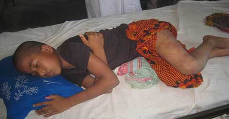 মাদ্রাসা ছাত্রকে এ কেমন নির্যাতন