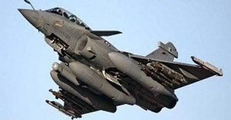 ফ্রান্স থেকে জঙ্গিবিমান কিনবে কাতার
