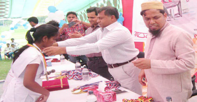 হাইস্কুল প্রোগামিং প্রতিযোগিতার পুরস্কার বিতরণ অনুষ্ঠিত