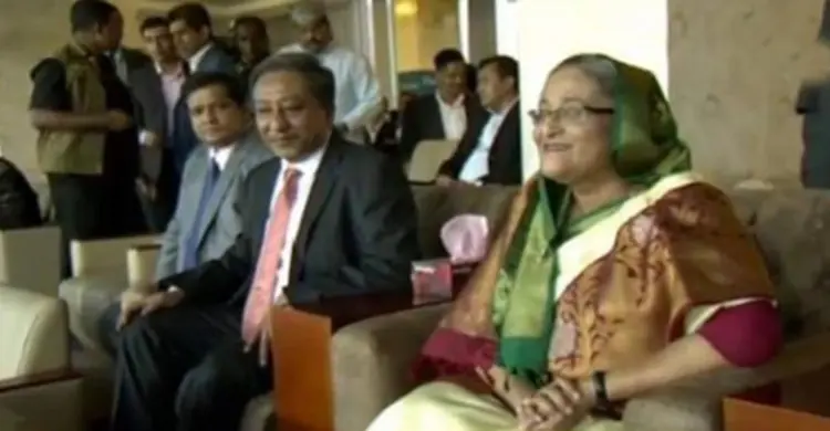 খেলা দেখতে স্টেডিয়ামে প্রধানমন্ত্রী