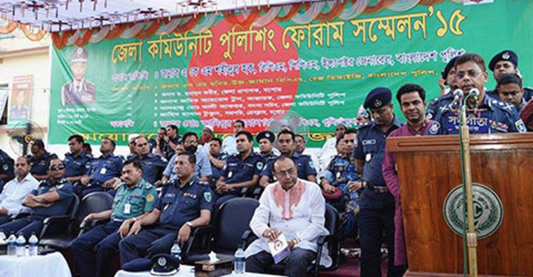 জীবনযাত্রা স্বাভাবিক হয়ে আসছে : আইজিপি