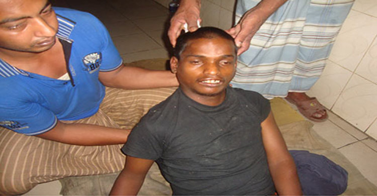 কে এই আমির!