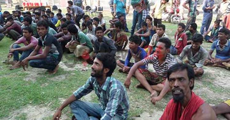 ৪৫ দিন সাগরে ভেসে কূলে ফিরলো ১১৬ মালয়েশিয়াগামী