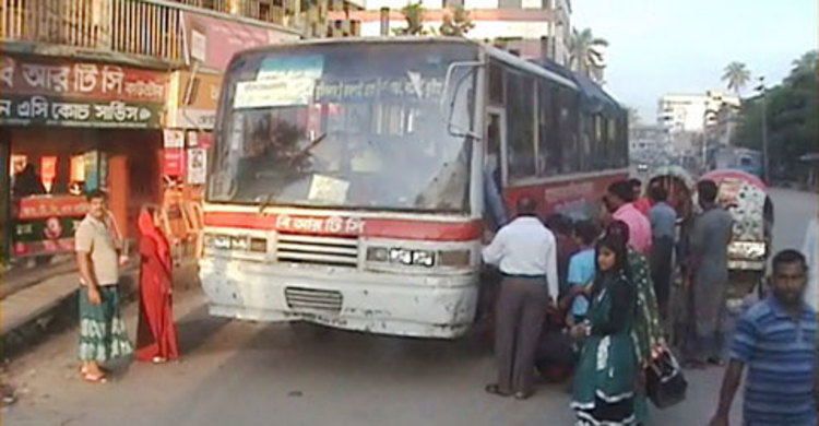 বিআরটিসি বাসের বেহাল দশা : আগ্রহ হারাচ্ছেন যাত্রীরা