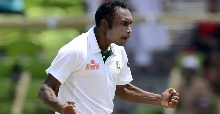 হাফিজকে ফেরালেন শহীদ
