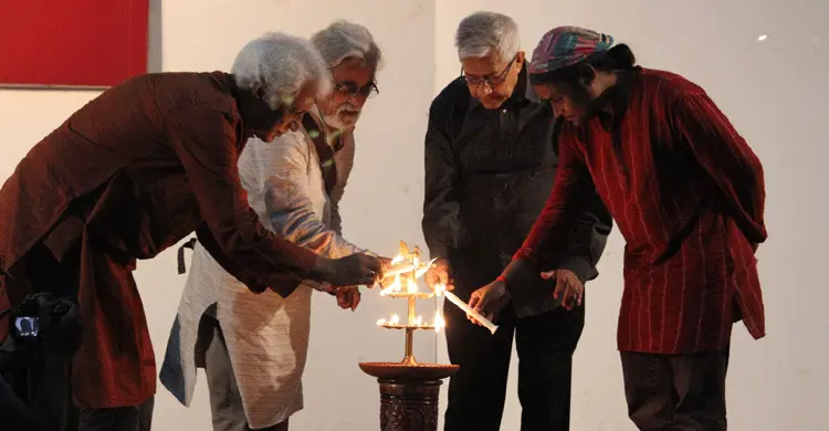 চলচ্চিত্র উৎসবে প্রদর্শনীর জন্য চলচ্চিত্র আহ্বান