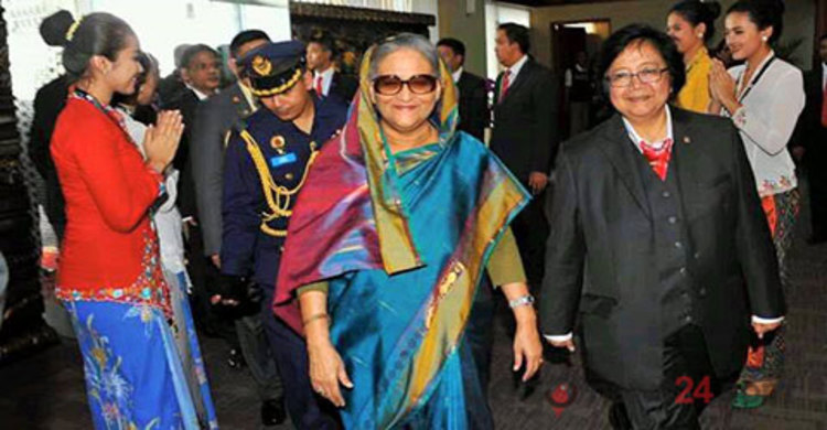 জাকার্তায় পৌঁছেছেন প্রধানমন্ত্রী 