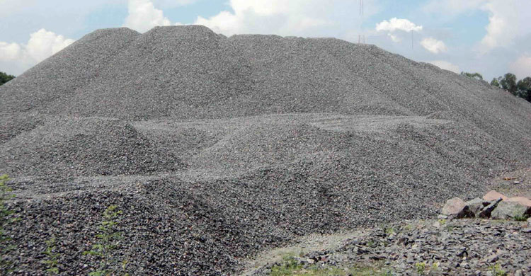 মধ্যপাড়া কঠিন শিলা খনিতে ৫ লাখ মে.টন পাথর অবিক্রিত