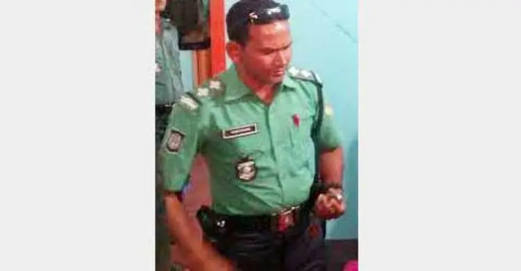 বরিশালে স্ত্রী নির্যাতনকারী সেই এসআই কারাগারে 