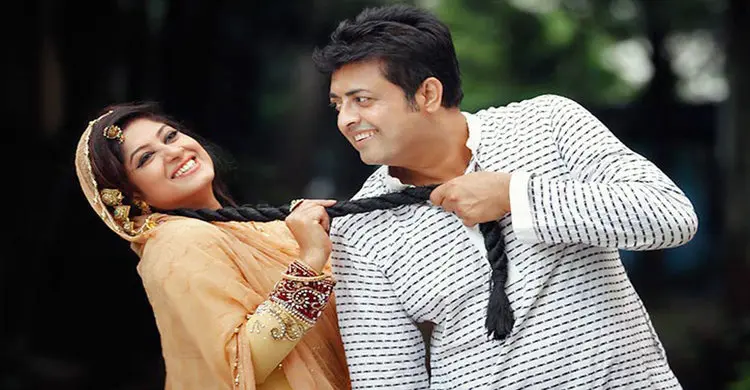 ছয় বছর একসাথে তারা