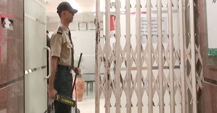 আশুলিয়ার ব্যাংকগুলো এখনো আতঙ্কে