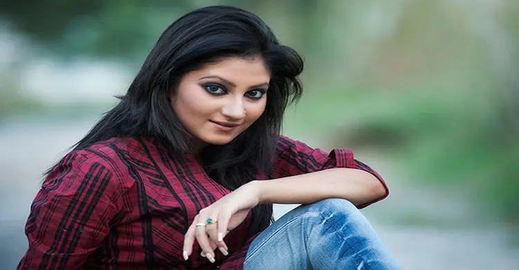 যেখানে শশীর তৃষ্ণা মেটেনা 