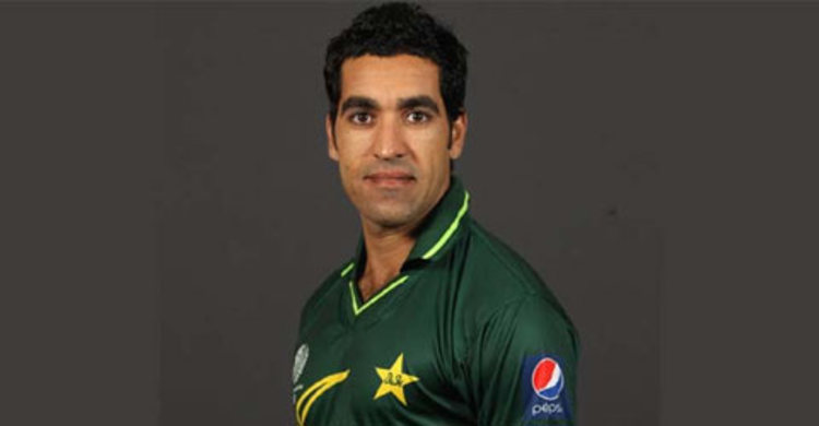 আসছেন উমর গুল