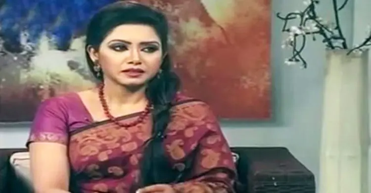 একুশে টিভির লাইভ অনুষ্ঠানে ভূমিকম্প! (দেখুন ভিডিও)