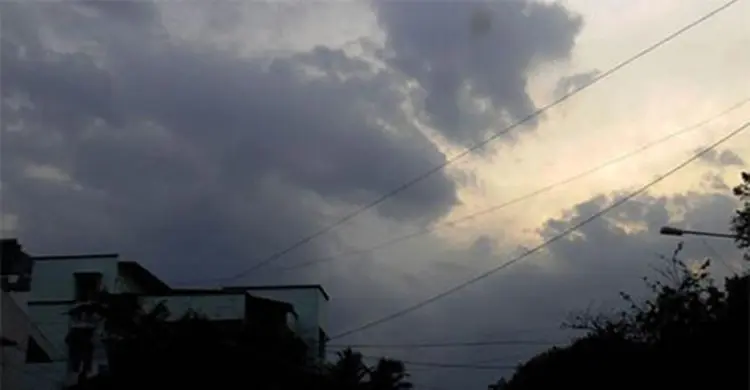 দেশের বিভিন্ন স্থানে বজ্রসহ বৃষ্টির আশঙ্কা