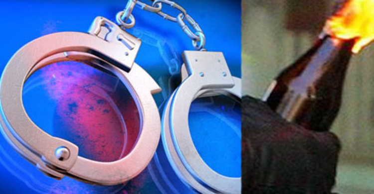 গাইবান্ধায় ৪ পেট্রলবোমাসহ আটক ৬