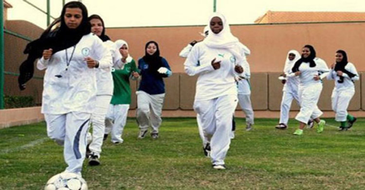 দৌঁড়ালে কুমারীত্ব নষ্ট! 