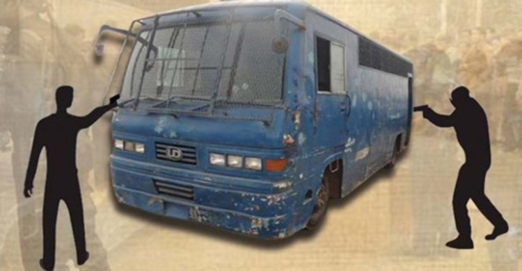 পুলিশের উপর হামলা চালিয়ে আসামি ছিনতাই