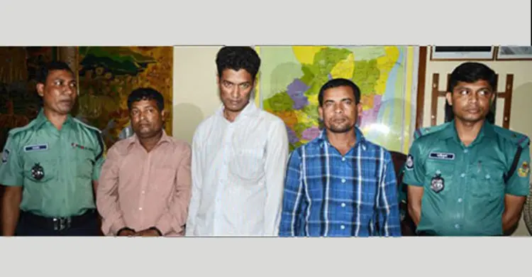 তারা কখনো পুলিশ, র‌্যাব বা গোয়েন্দা শাখার কর্মকর্তা