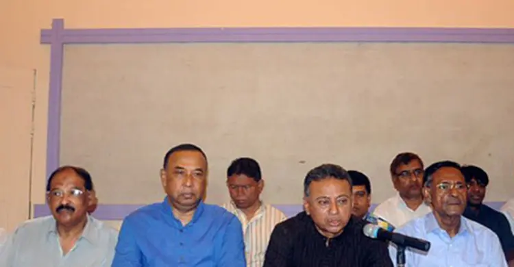 এজেন্ট ও আহ্বায়কদের গ্রেফতারের অভিযোগ