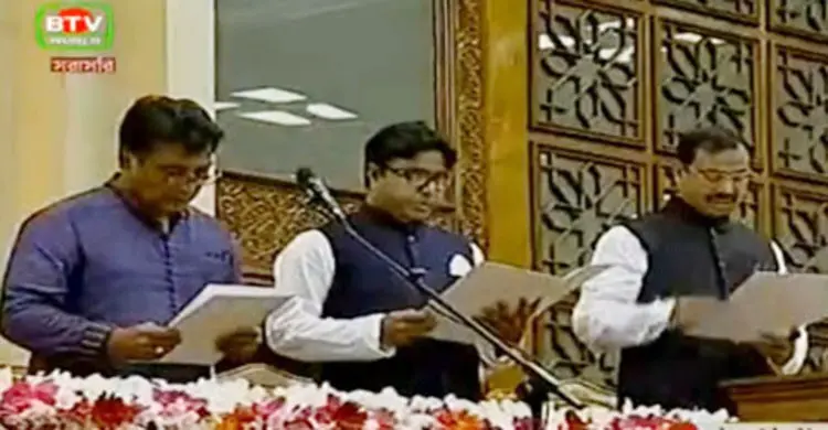 মেয়র ও কাউন্সিলরদের শপথগ্রহণ 