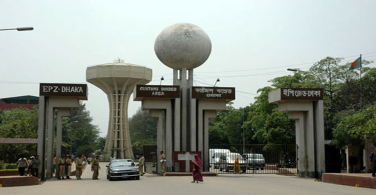 সাভারে পোষাক কারখানায় আগুন