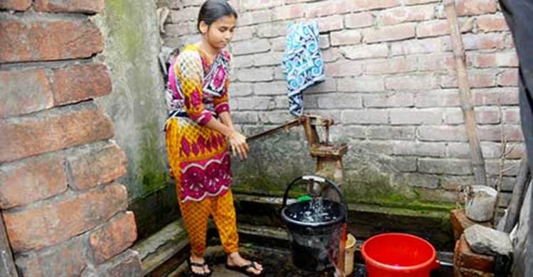 খাবার পানি দুষিত হয়ে যাচ্ছে : দিনাজপুরে গুজব