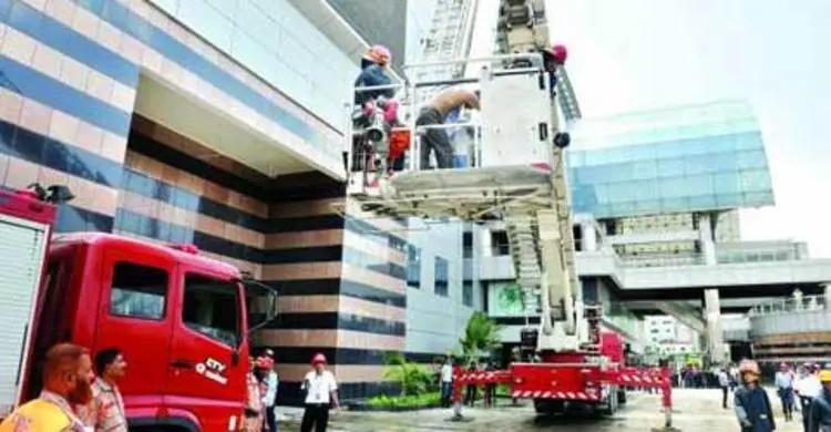৫ মে : একনজরে সারাদিনের খবর