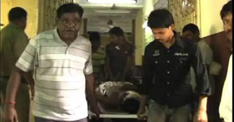 পুলিশের ক্ষমা প্রার্থনার পর পরিস্থিতি নিয়ন্ত্রণে!