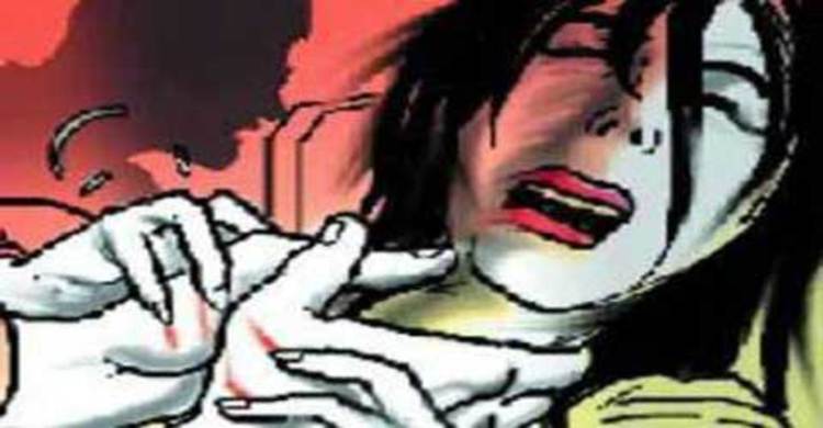 যৌতুকের দাবিতে গৃহবধূকে হত্যা