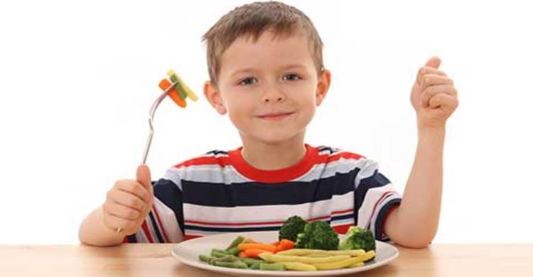 গরমে কেমন হবে শিশুর খাবার