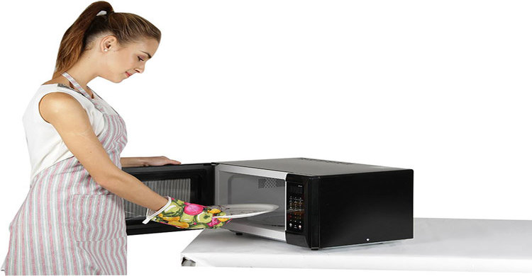 মাইক্রোওয়েভ ওভেন ব্যবহারে কিছু সতর্কতা