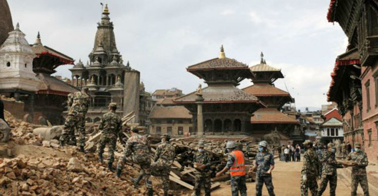 আবারো কাঁপলো নেপাল, মৃতের সংখ্যা ৭৫০০ ছাড়িয়েছে