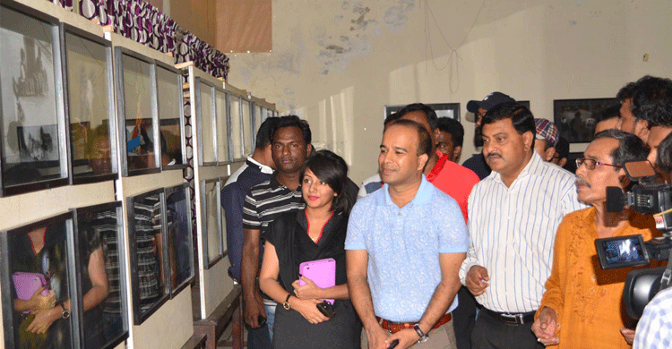 আয়না বাংলা’র তিনদিনব্যাপী আলোকচিত্র প্রদর্শনী